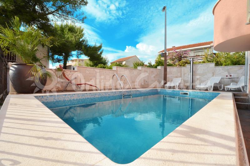 Apartament Predrag 2 (Okrug Gornji)